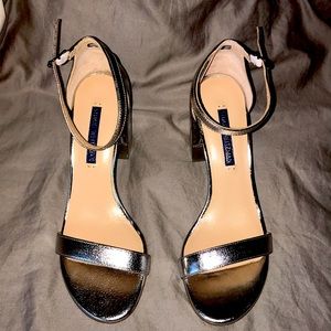 NWT Brand New! Stuart Weitzman Heels